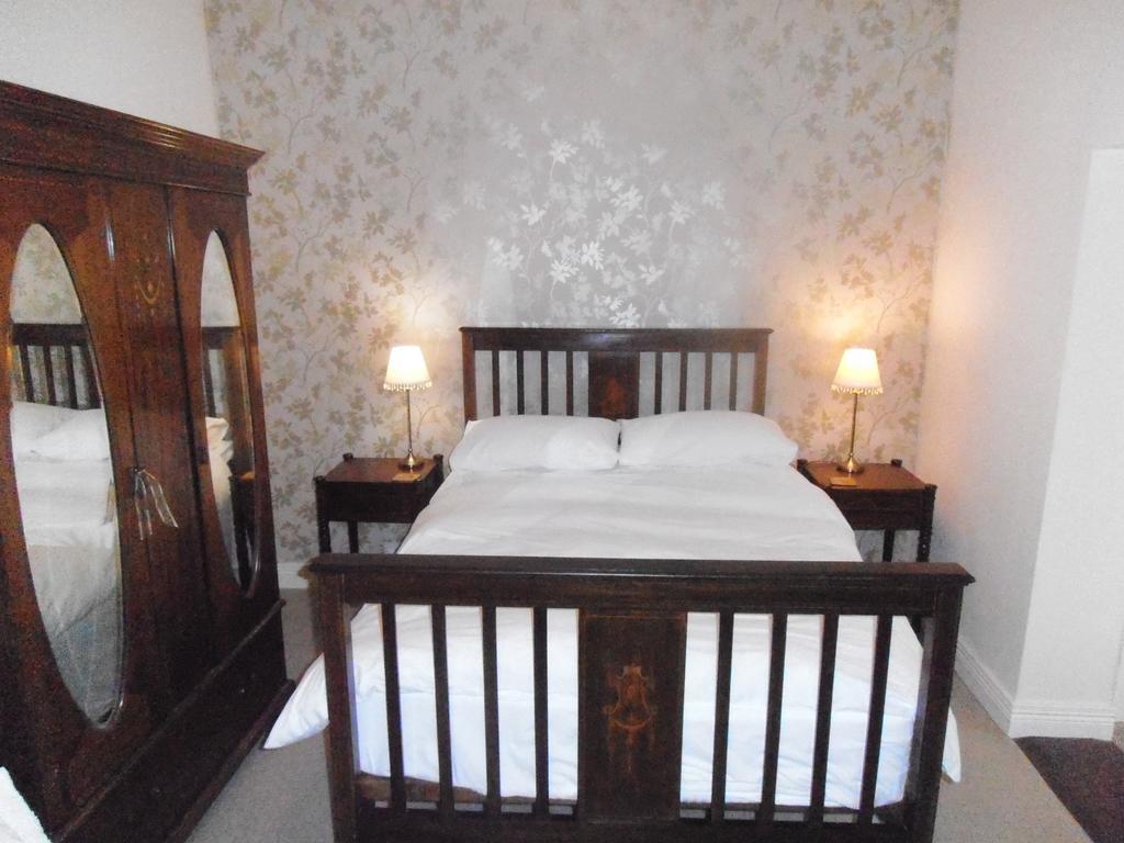 באליקאסל The Old Manse B & B חדר תמונה